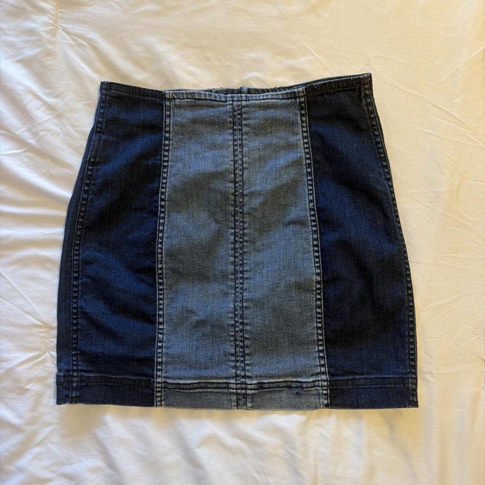 Forever 21 Two-Tone Denim Panel Mini Skirt - Dark Blue & Light Blue